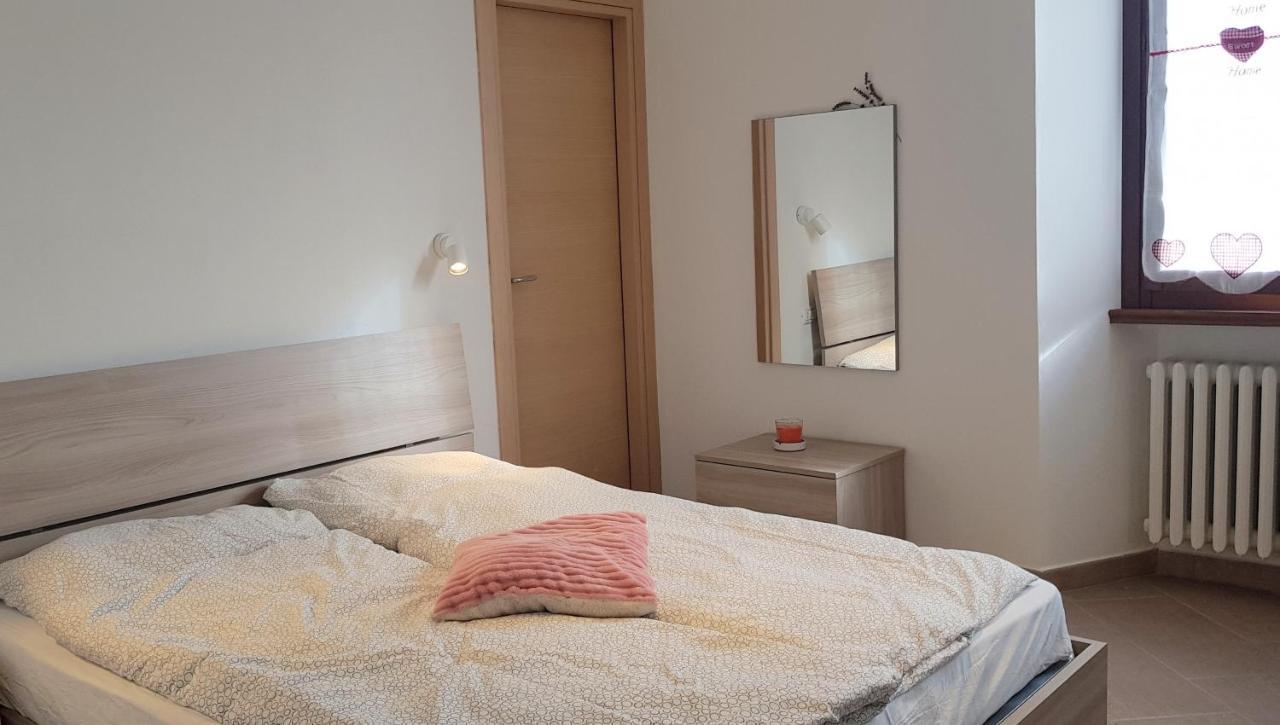 Casa La Pief 2 Rosso By Gardadomusmea Appartement